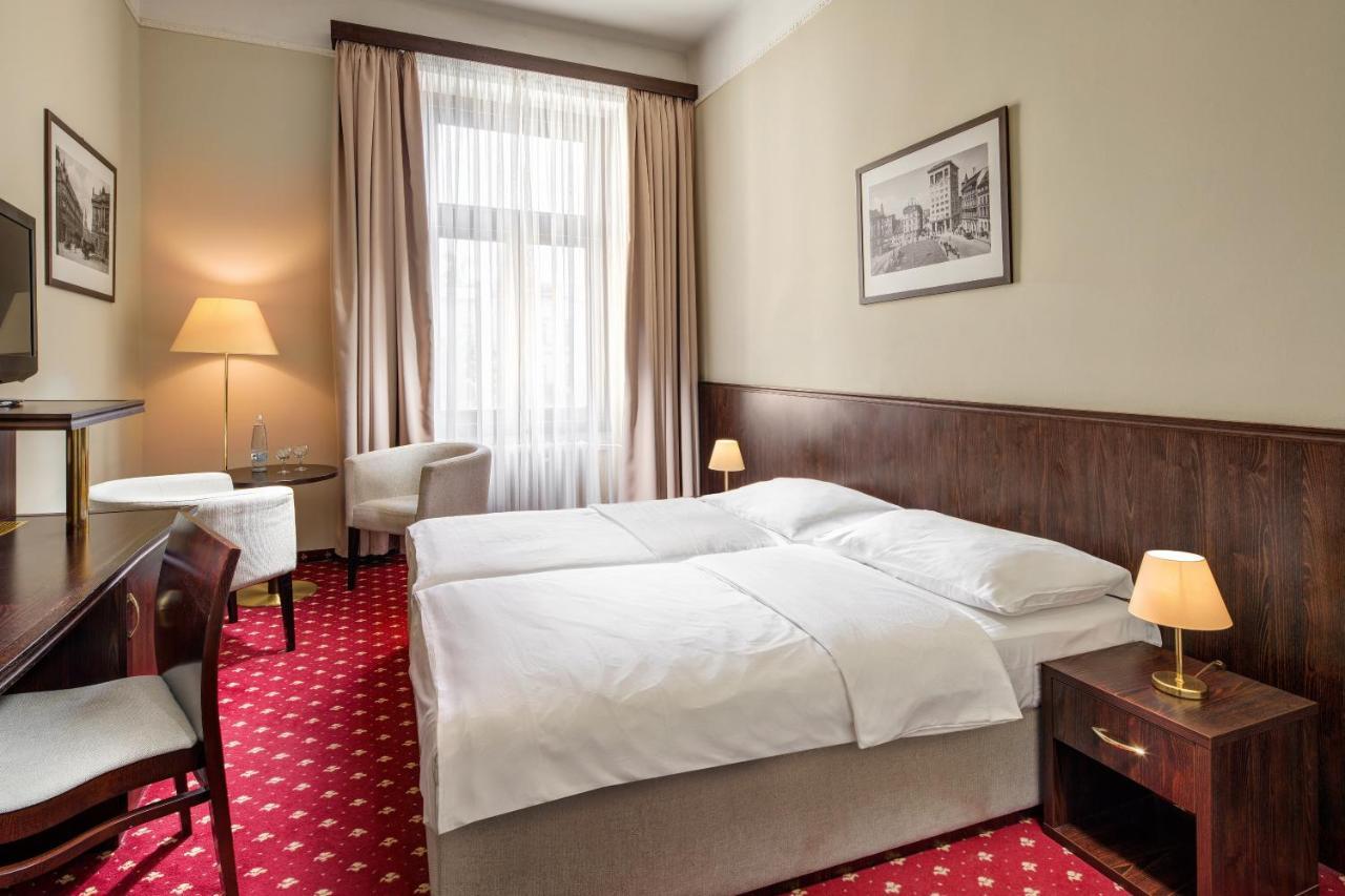 Clarion Grandhotel Zlaty Lev Liberec Exterior photo