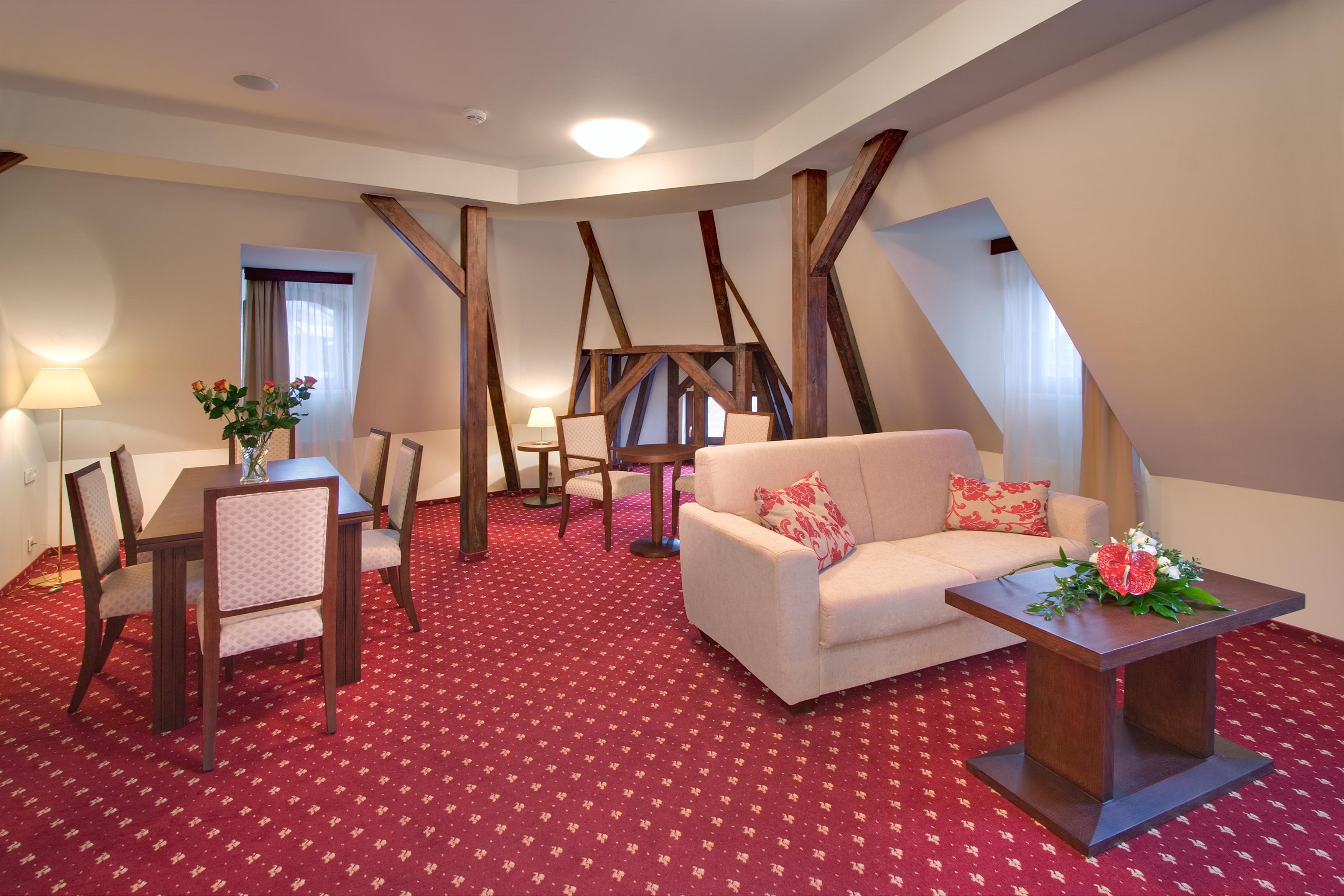 Clarion Grandhotel Zlaty Lev Liberec Exterior photo