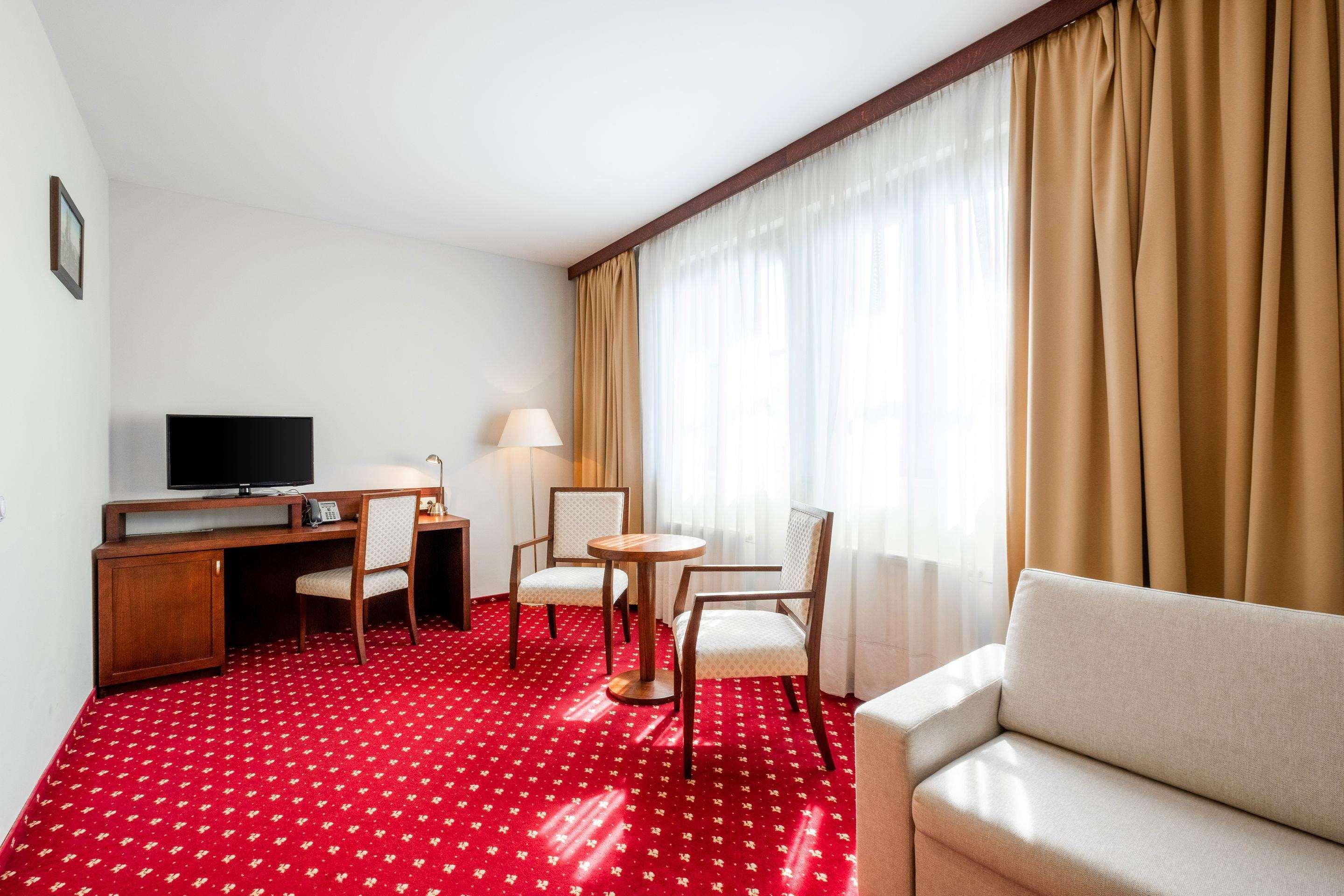 Clarion Grandhotel Zlaty Lev Liberec Exterior photo