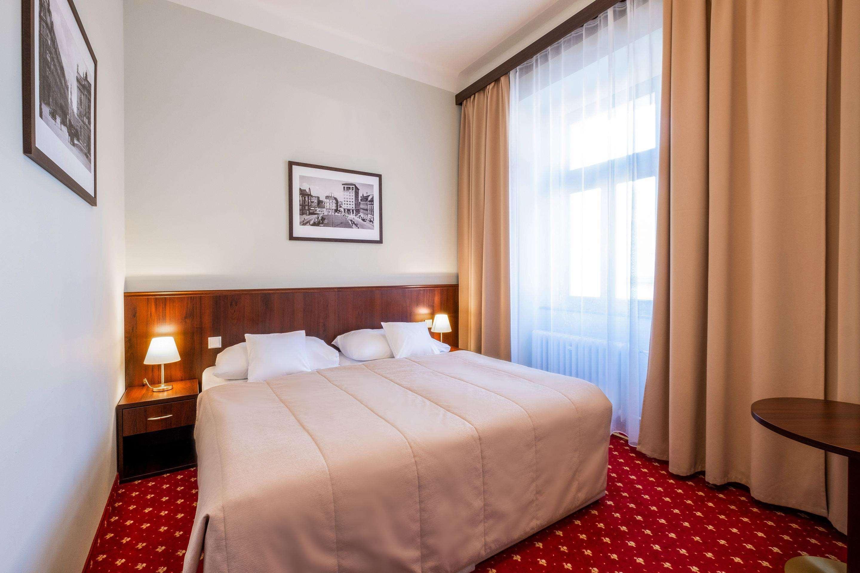 Clarion Grandhotel Zlaty Lev Liberec Exterior photo