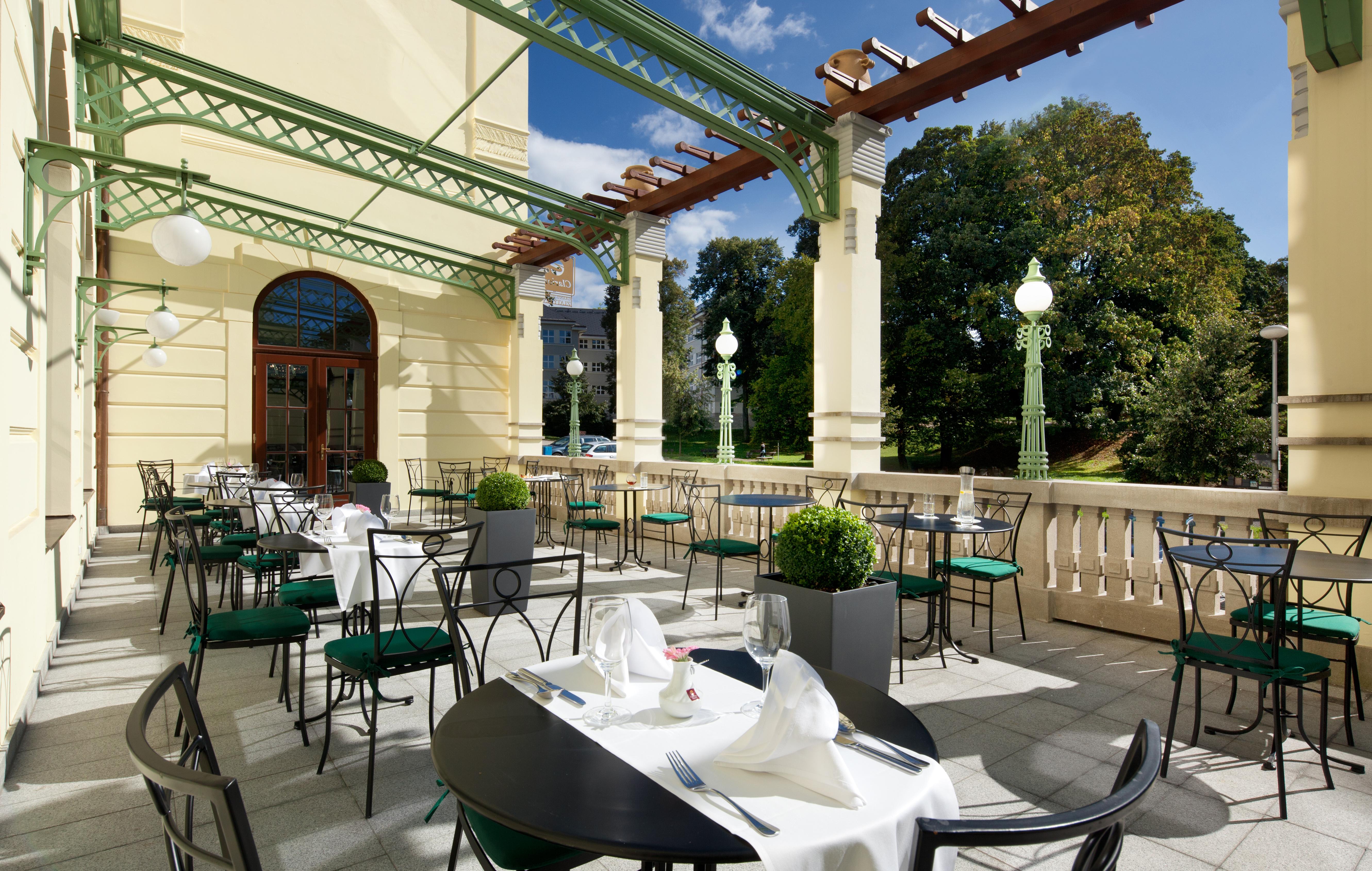 Clarion Grandhotel Zlaty Lev Liberec Exterior photo