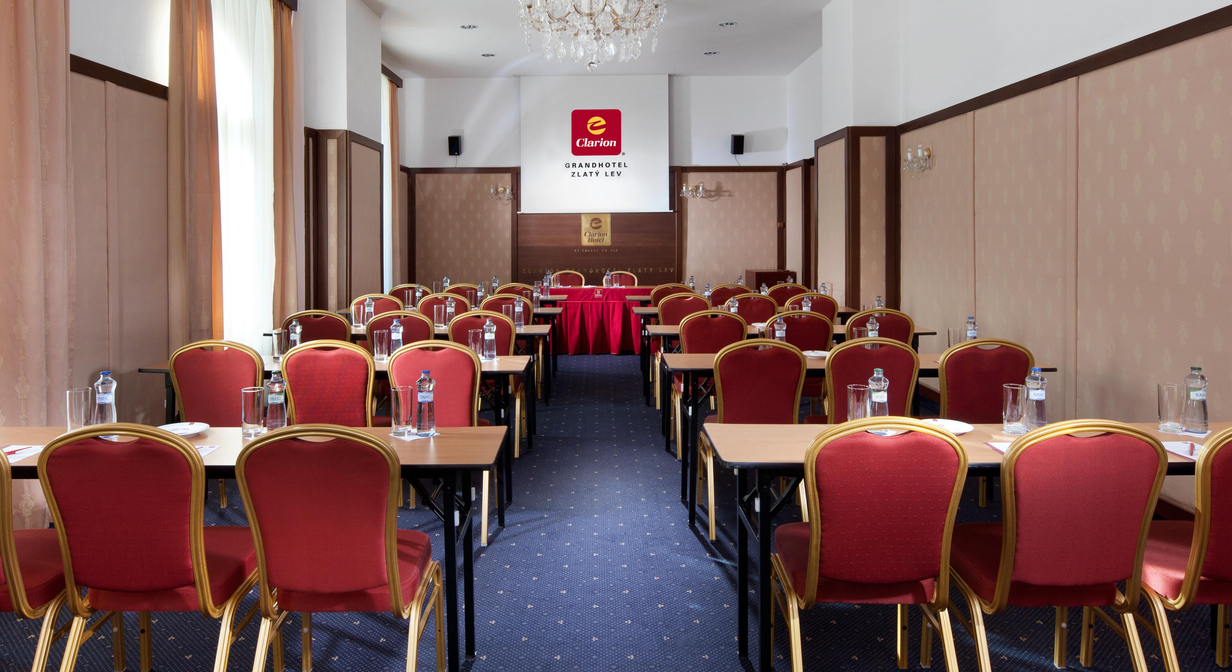 Clarion Grandhotel Zlaty Lev Liberec Exterior photo