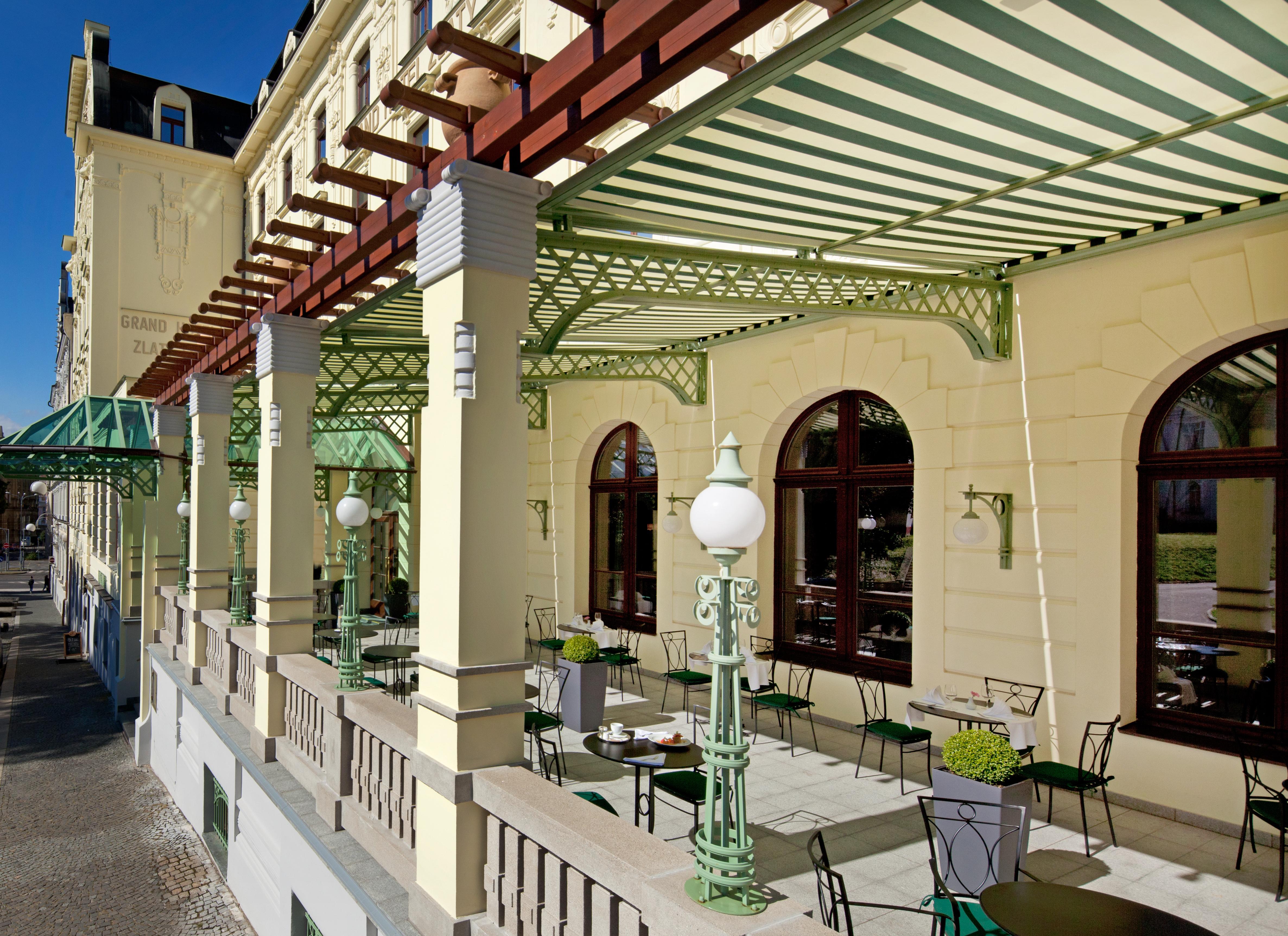 Clarion Grandhotel Zlaty Lev Liberec Exterior photo