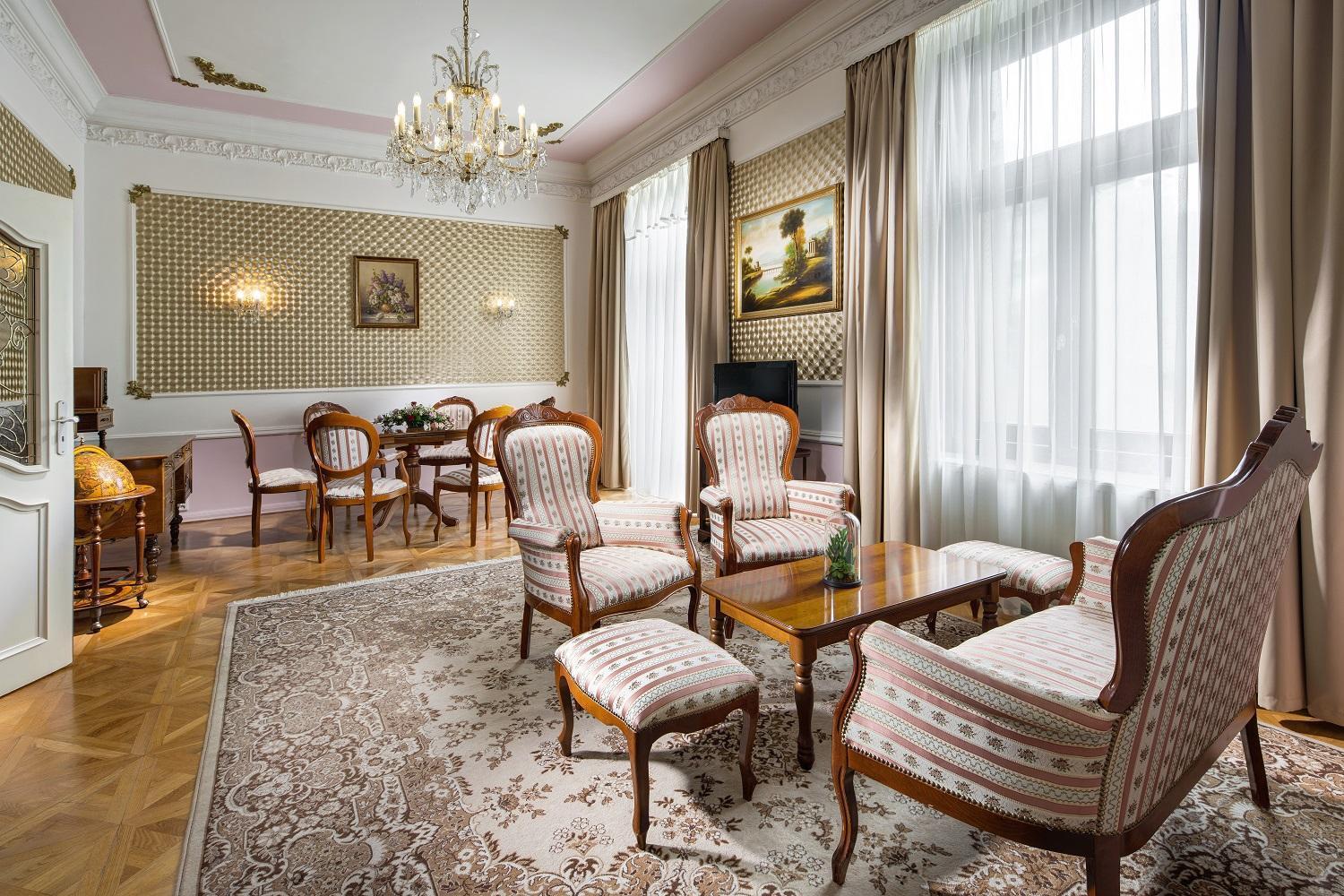 Clarion Grandhotel Zlaty Lev Liberec Exterior photo